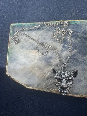 Crystal Leopard Head Pendant Necklace - Silver Tone